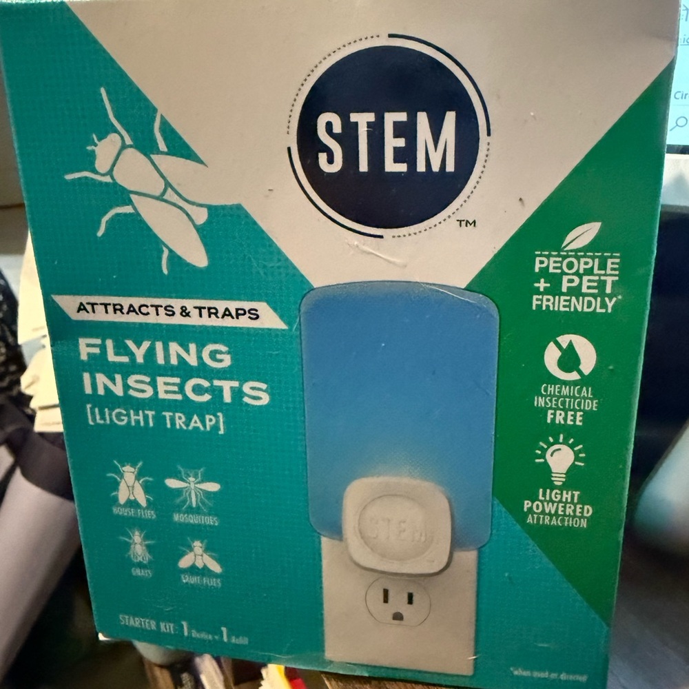 Stem Blue Flying Insect Educational Kit